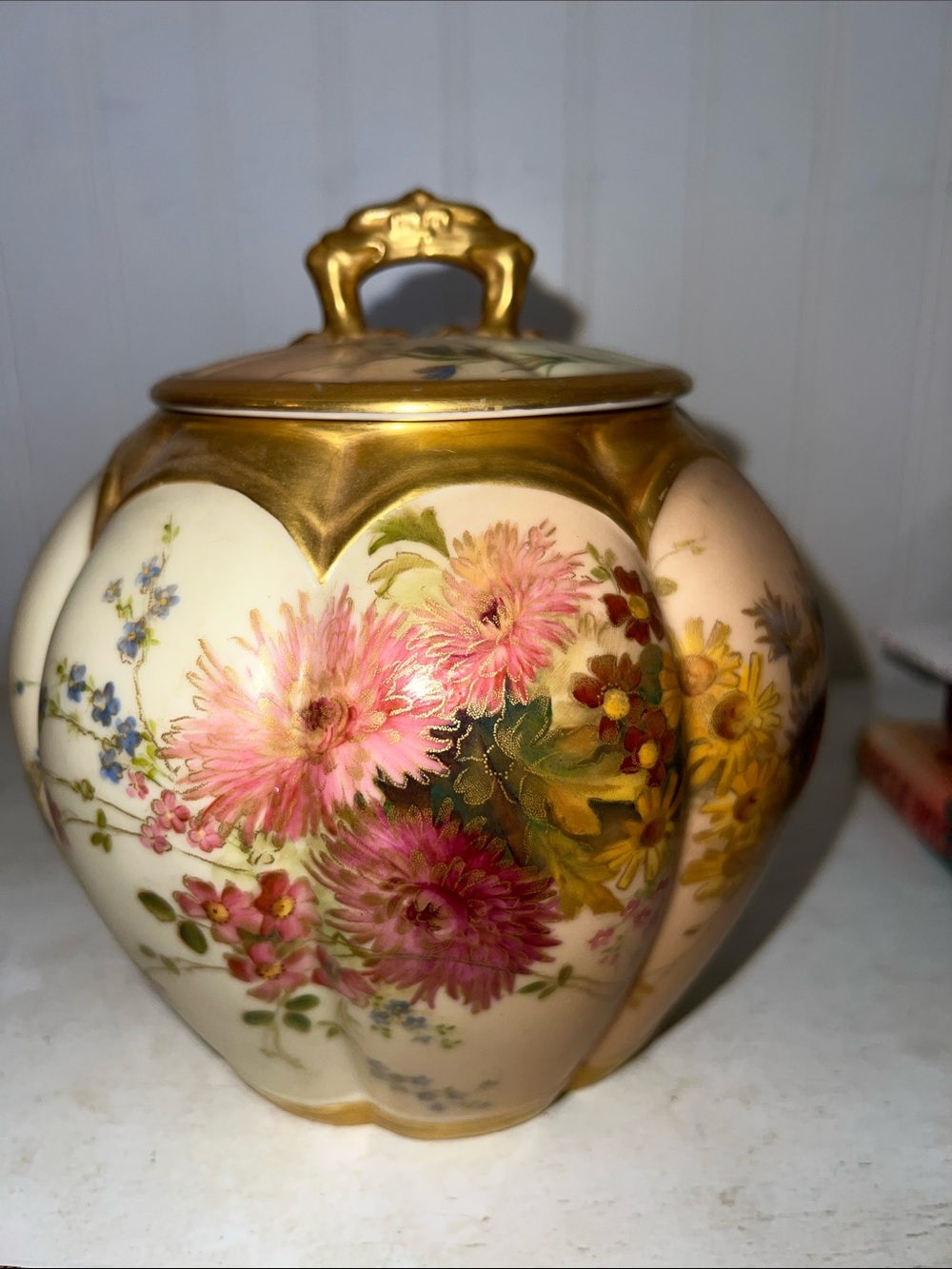 Antique Victorian Royal Worcester Blush Ivory Potpourri biscuit jar
